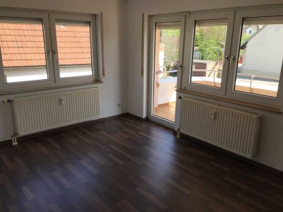 Stilvolle 2-Zimmer-Wohnung mit Balkon und EBK in Heilbronn