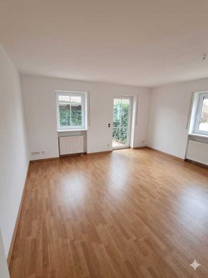 3-Raum Wohnung mit Terrasse, 1. Bezug nach Renovierung