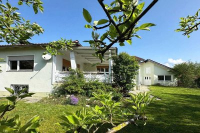 Ruhig gelegener Bungalow mit tollem Garten und Werkstatt