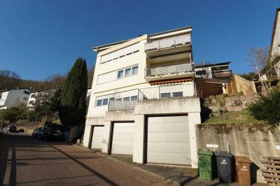 Attraktive Dachgeschosswohnung 
in begehrter Wohnlage von Neckarsteinach