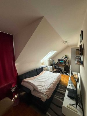 Attraktive Kapitalanlage! Charmante 1 Zimmer Wohnung mit Balkon im Westen