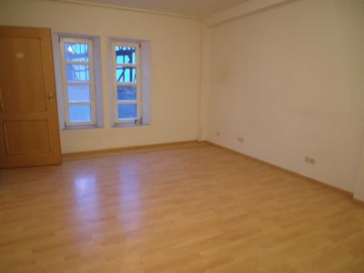 1 ZKB - hübsches Hofensemble in Lahntal-Sarnau