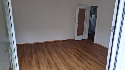 Zuhause mit 3 Zimmern und Balkon in Regensburg