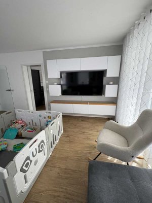 800 € - 77 m² - 3.0 Zi.