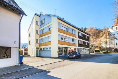 Modernisierte 2-Zimmer-Wohnung in Oberndorf-Aistaig inkl. Garage!