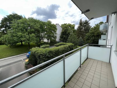 Provisionsfrei - Lichtdurchflutete 4-Zimmer-Wohnung mit Ost- &amp; Westbalkon in grüner Ruhelage