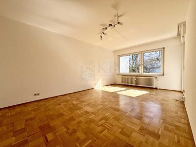 BAD HOMBURG: Charmante 3 Zimmerwohnung mit Loggia in begehrter zentraler Wohnlage