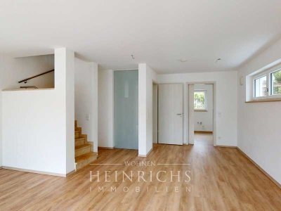 Viel Platz zum Leben: attraktives Reiheneckhaus auf vier Ebenen in gepflegter Wohnlage