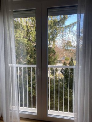 Schöne 2-Zimmer Wohnung mit Grünblick!