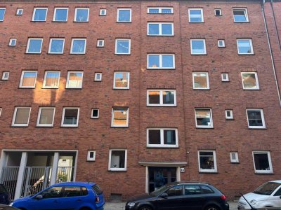 Helle 3-Zimmer Wohnung mit Balkon im 4. OG in Kiel-Brunswik