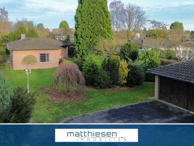 Attraktiver Bungalow mit Ausbaureserve mit Doppelgarage in bester Lage von Krefeld-Verberg
