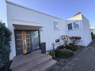 Mediterranes 5-Zimmer freistehendes Bungalow auf dem Sonnenhof in Pforzheim