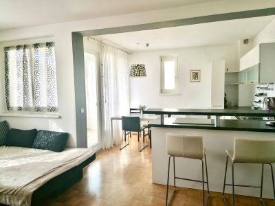 Helle 2-Zimmer Neubauwohnung mit Loggia und Parkplatz