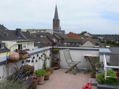 RUHIG WOHNEN mit "WEITBLICK": Stadt Kerpen, 4 Zi., K, D, Bad, DACHTERRASSE, ...!
