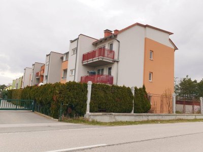 Zwei Zimmerwohnung mit Balkon zu vermieten!
