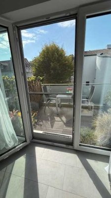 Moderne helle 3-Raum-Wohnung mit gehobener Innenausstattung mit Balkon und Einbauküche in Ingolstadt