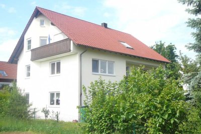 Helle, schön geschnittene 4ZKB-DG-Wohnung
