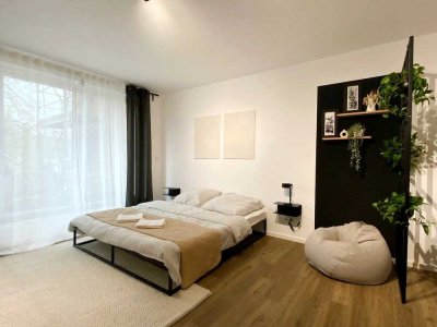 Stilvolle Wohnung mit Innenausstattung, Balkon und EBK in Ratingen