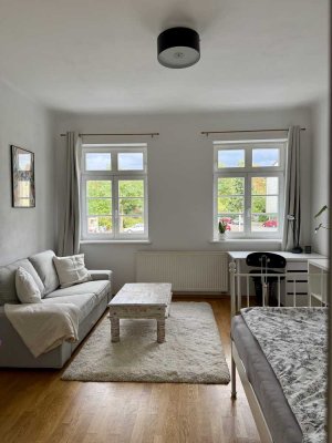 Super schöne 3 Zimmer-Wohnung, Erstbezug, hell, zentral und ruhig, frisch renoviert, voll möbliert