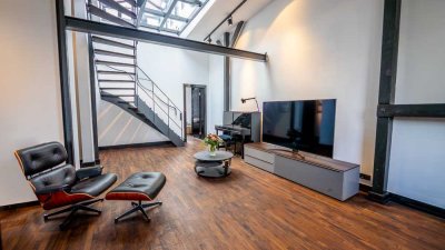 Endetage mit Loft-Charakter und Alsterblick