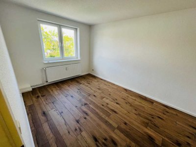**Besichtigung: Mo., 22.06.26 um 18:30 Uhr** Schöne 3 Zimmer Whg im Grünen!