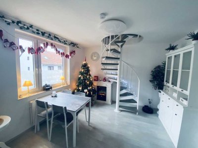 Maisonettewohnung in ruhiger Lage, geeignet für 2–3 Personen, mit Einbauküche, Balkon, Gartenanteil