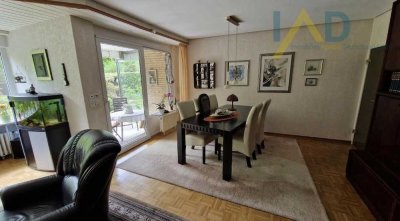 Charmanter Reihenend-Bungalow mit vielseitigem Keller, sonniger Terrasse und großem Gartenparadies