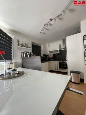 Familienfreundliches und leistbares Wohnen im beliebten Stadtteil Steyr Münichholz! Diese bezaubernde 3-Raum Wohnung wartet auf Sie! Eine ideale Kombination aus Wohnqualität und perfekter Infrastruktur! Unbefristeter Mietvertrag und provisionsfrei!