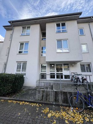 Charmante 2-Zimmer-Dachgeschosswohnung mit Südwest-Balkon