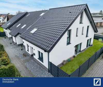 Neubau Reiheneckhaus (KfW 40 EE) mit Erdwärme, in sehr guter Lage