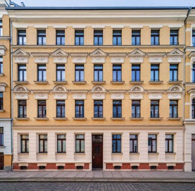 Stilvolle Eigentumswohnung mit Balkon in historischem Gründerzeithaus