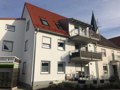 Neuwertige 3-Zimmer-Obergeschosswohnung mit Balkon in Gerolsbach zu vermieten!