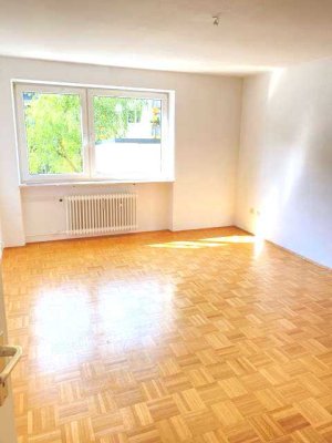Attraktive  3 ZI-Wohnung mit offener Küche in M- Glockenbachviertel