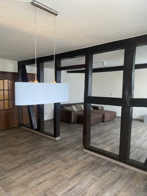 Ansprechende, neuwertige 5-Zimmer-Wohnung mit gehobener Innenausstattung in Bad Soden-Salmünster