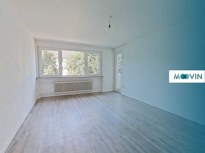 **Platz für die ganze Familie: Große 4-Zimmer-Wohnung mit Balkon**