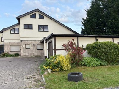 Ansprechendes Zweifamilienhaus in Lockhausen  – ruhig, modernisiert und sofort bezugsfertig!