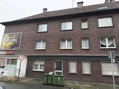 Vermietete, große 5-Zimmer Wohnung in Oberhausen
