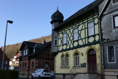 Mehrfamilienhaus in Oberschönau als solides Anlageobjekt mit 3 Wohneinheiten