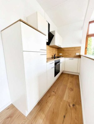 Inkl. moderner Einbauküche! I Tageslichtbad mit Badewanne