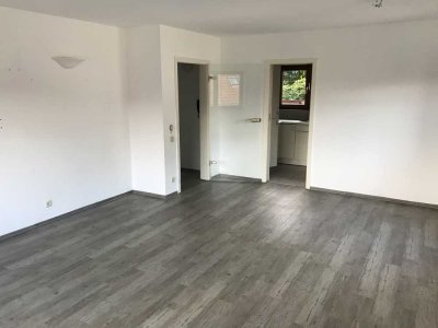 Gepflegte 3,5 Raum-Maisonette-Wohnung mit Balkon und Einbauküche in Pforzheim