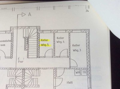 Ansprechende 4-Zimmer-DG-Wohnung mit gehobener Innenausstattung mit Balkon in Essenbach