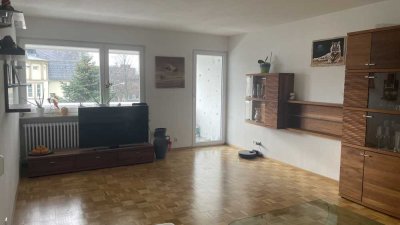 Helle, möblierte 2-Zimmer-Wohnung in Stadtnähe
