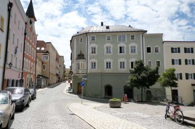 Schöne 2-Zimmer Altbauwohnung in der Altstadt von Laufen