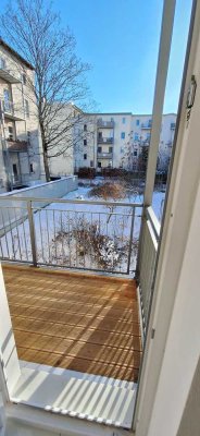 Ruhige 2-Zimmer-Wohnung mit Balkon und EBK  in der Südlichen Innenstadt