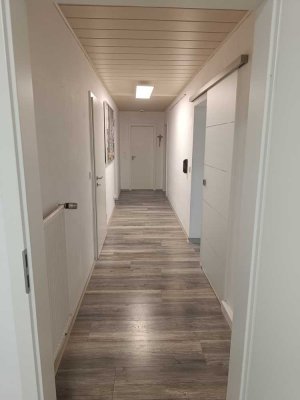 Helle 3-Zimmer Wohnung in Mitterfels, neu renoviert
