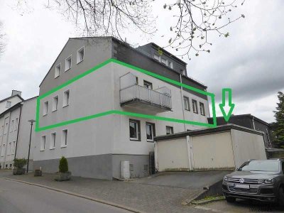 Großzügige Wohnung mit zwei Bädern, zwei Balkonen, Garage,  stadtzentral UND ruhig!