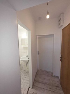 Top renovierte 2 Zi. Wohnung in gepflegtem Gründerzeithaus