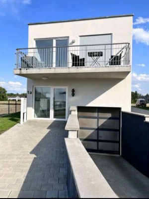 Schöne 2 Zimmer Garten/Terasse Wohnung zu vermieten