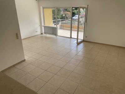 Sehr helle und ruhige  1 Zimmer Wohnung inkl. Einbauküche