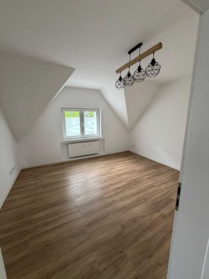 Charmante 2-Zimmer Wohnung in ruhiger Lage ab sofort!
